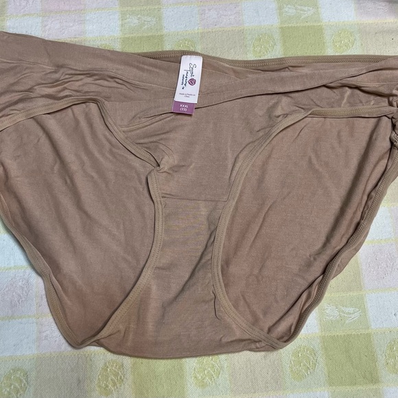 /- Secret Treasures Maternity Panty Rayon Spandex 3 pair XXXL (22) NEW - Picture 4 of 5